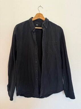 Uniqlo Black Casual Button-Down Shirt